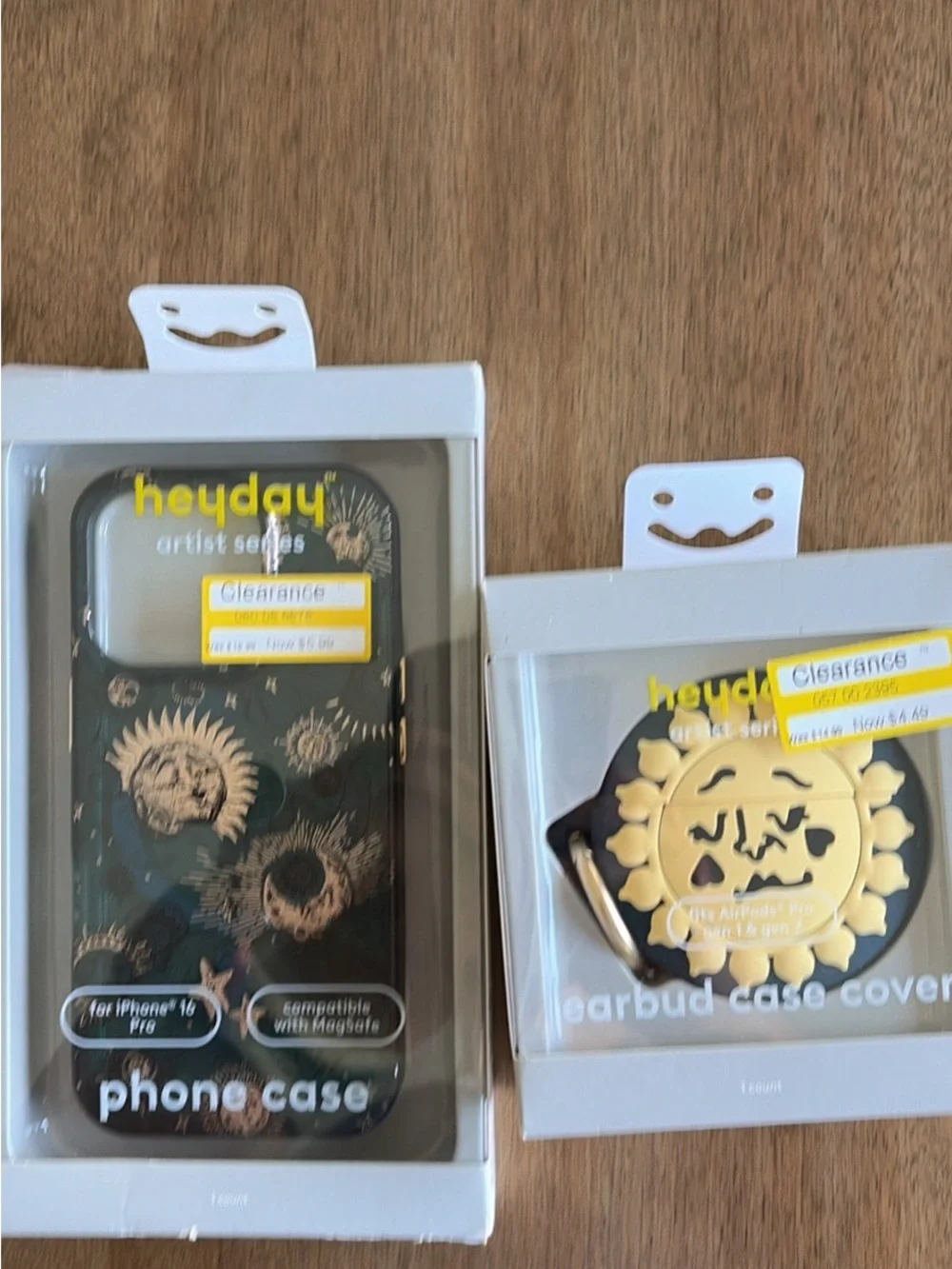 heyday Dark Green Sun & Moon Phone Case with Gold Accent Earbud Cover